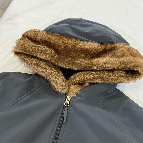 Marmot Furlong Faux Fur Lined Zip Up Softshell Snow Jacket sz S - Picture 13 of 16
